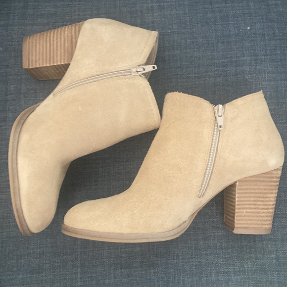 Alex Marie discontinued Gleneva Genuine Suede Block Heel Bootie - Picture 4 of 5